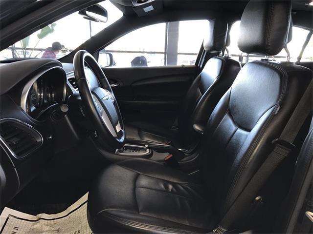 Chrysler 200 2012 photo 22